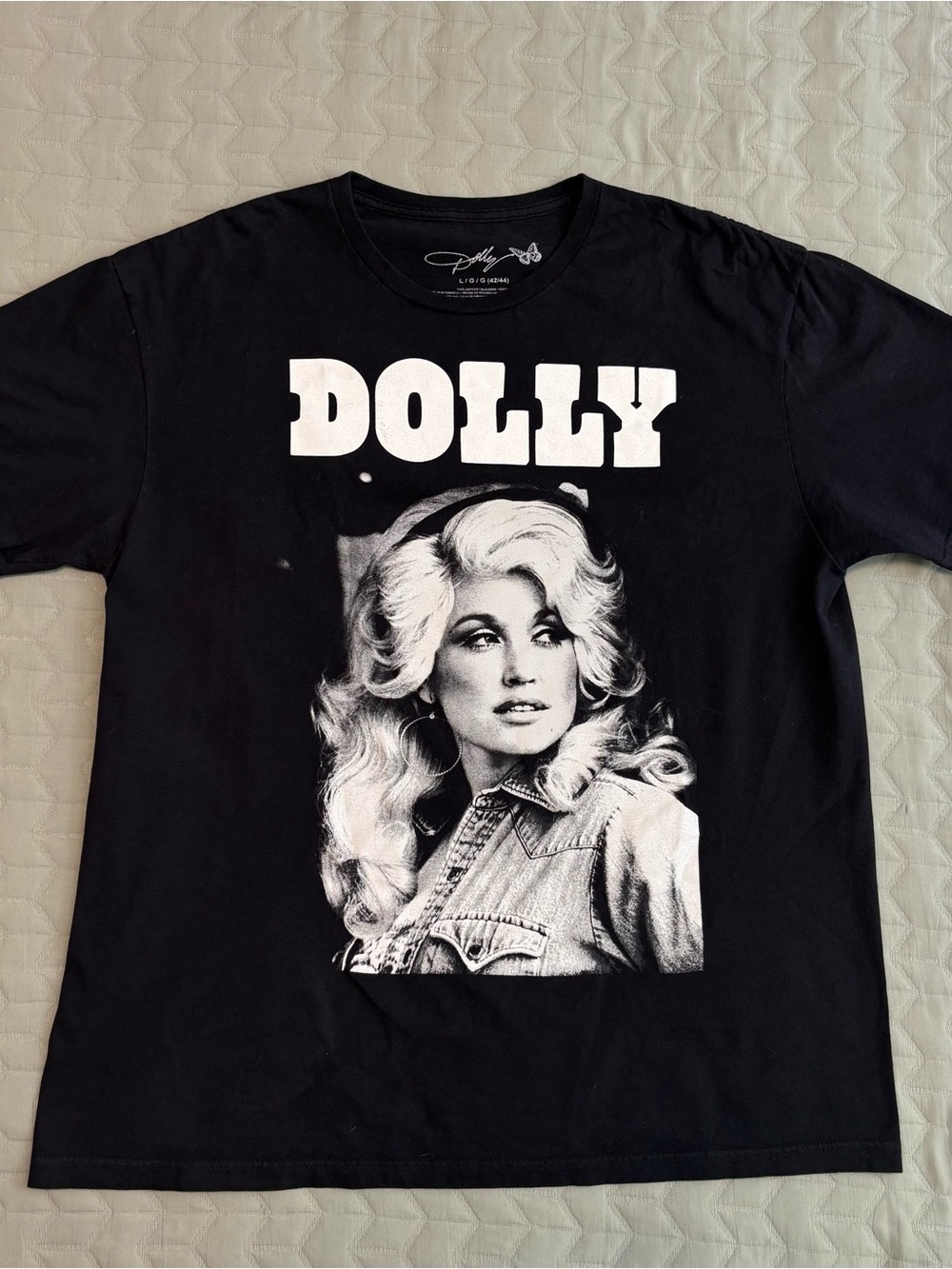 Dolly Parton Portrait Graphic T-Shirt Unisex Large in GUC